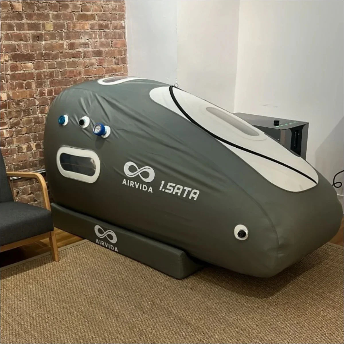 Airvida Pro90 Portable Sitting Hyperbaric Chamber 1.5 ATA LifeMed USA