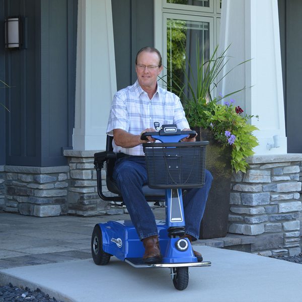 Amigo RD 3-Wheel Mobility Scooter LifeMed USA