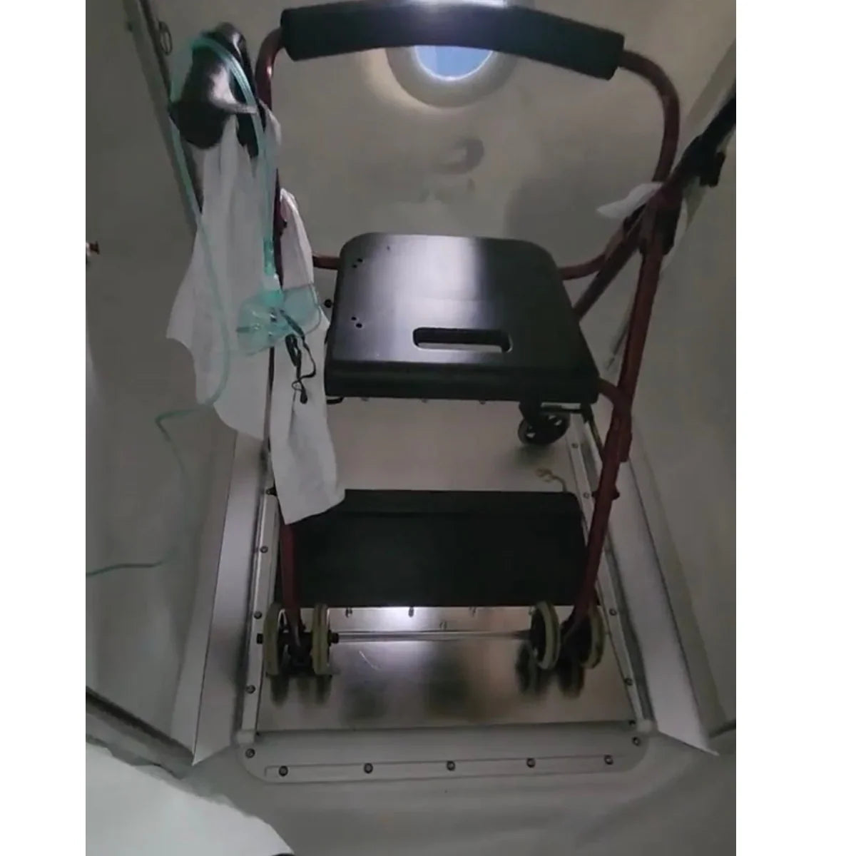 Airvida Chair Pro Wheelchair Accessible Hyperbaric Chamber LifeMed USA