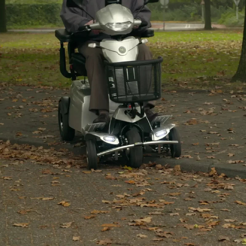 Quingo Toura 2 Heavy Duty Mobility Scooter LifeMed USA