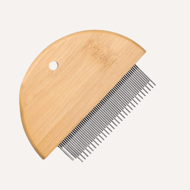 Bamboo Flea Comb for Dogs & Cats – Gentle & Eco-Friendly Tilley + Me