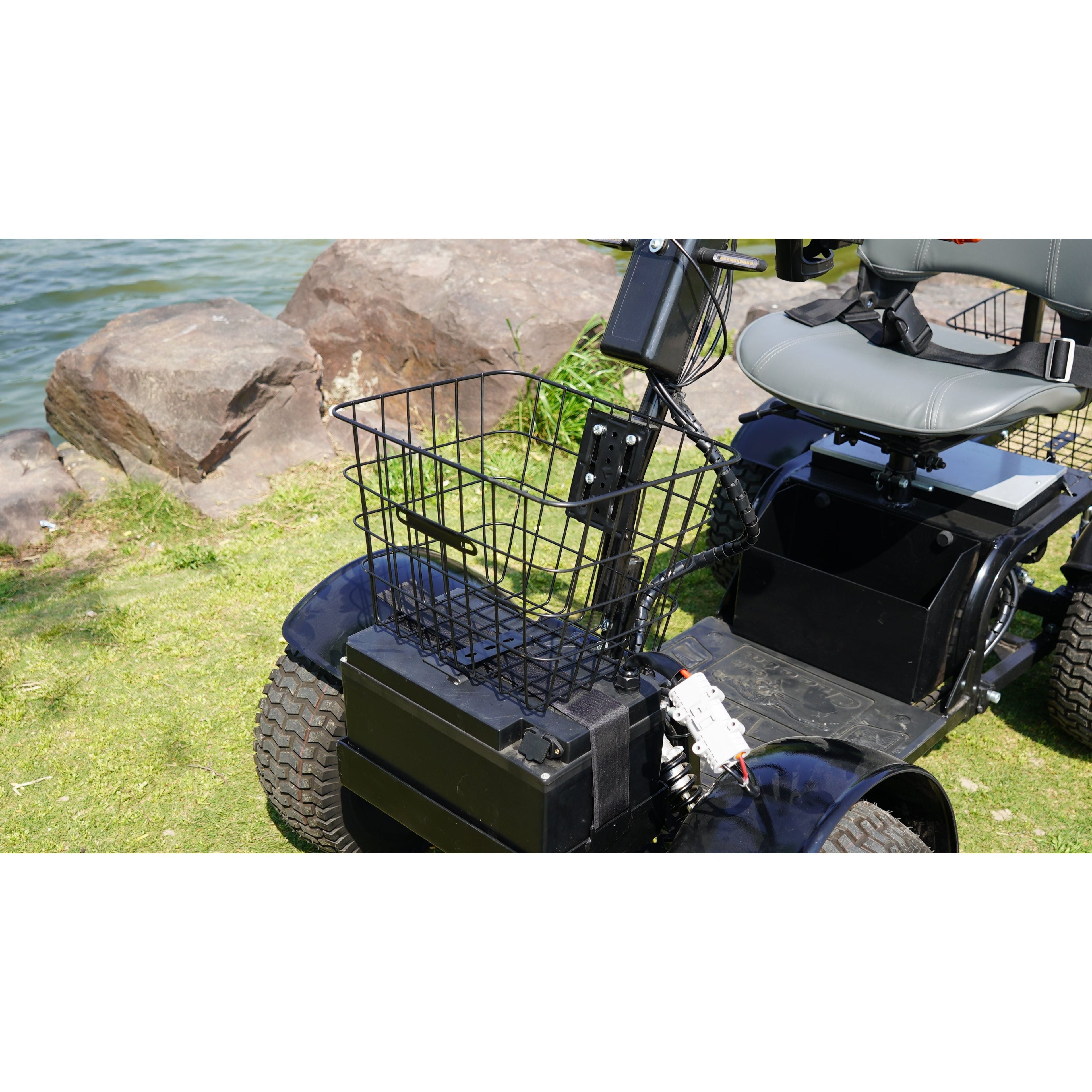 Green Transporter Cheeta Ninja All-Terrain Mobility Scooter 48V/20Ah 1100W 4-Wheel LifeMed USA