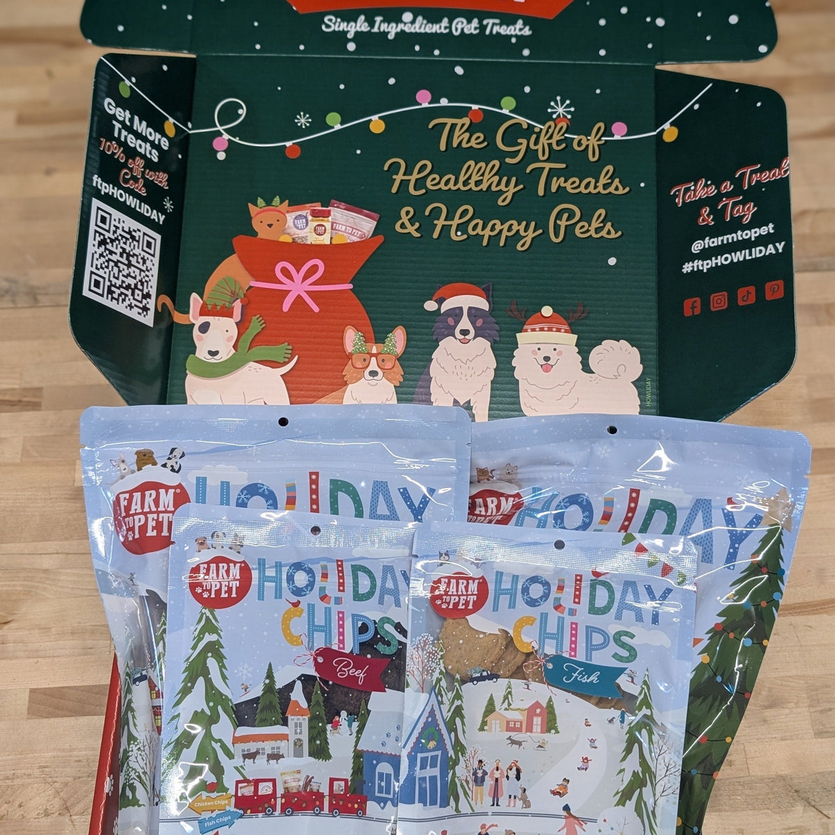 Santa Paws' Best Chipmas Dog Treat Box Farm To Pet