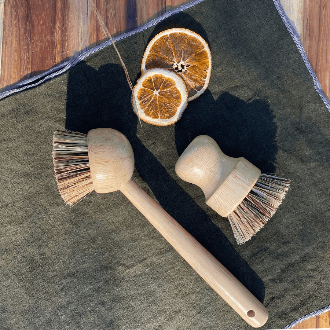 Eco-Friendly Bamboo Dishwashing Brush with Handle - Palm Fiber Bristles Tilley + Me