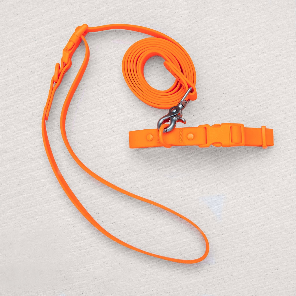 PVC Handsfree Dog Leash - All Weather Waterproof Durable & Odor-Resistant Tilley + Me