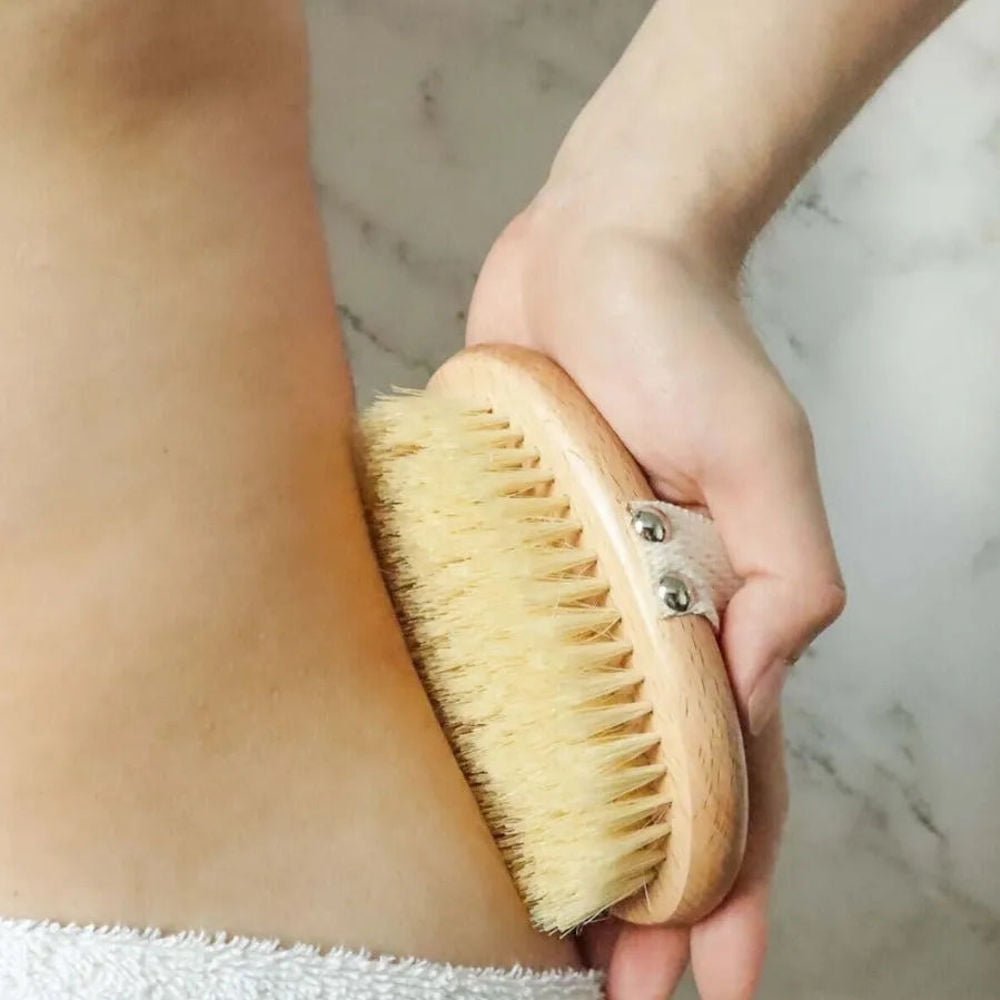 Bamboo Dry Brush for Body – Exfoliate & Improve Circulation Tilley + Me