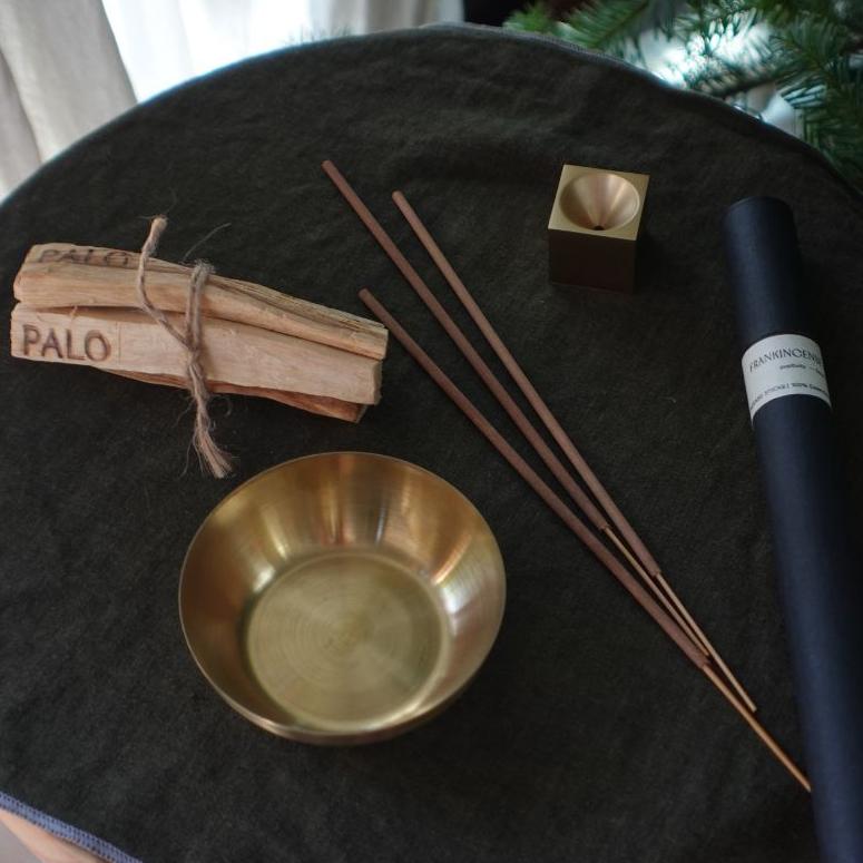 Mini Brass Serving Bowls – Elegant & Handcrafted Tableware Set Tilley + Me
