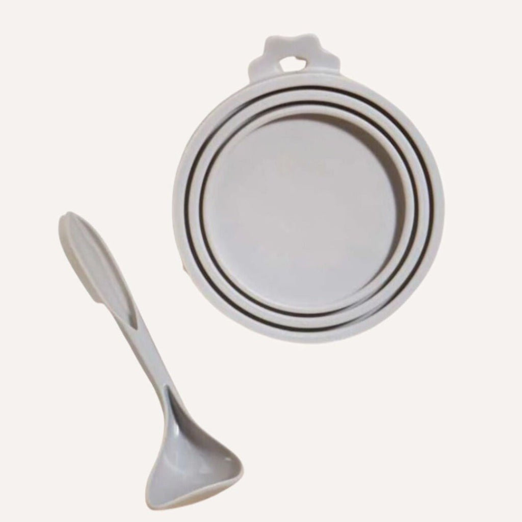 Pet Food Saver Lid with Spoon - BPA-Free Silicone, Keeps Food Fresh Tilley + Me