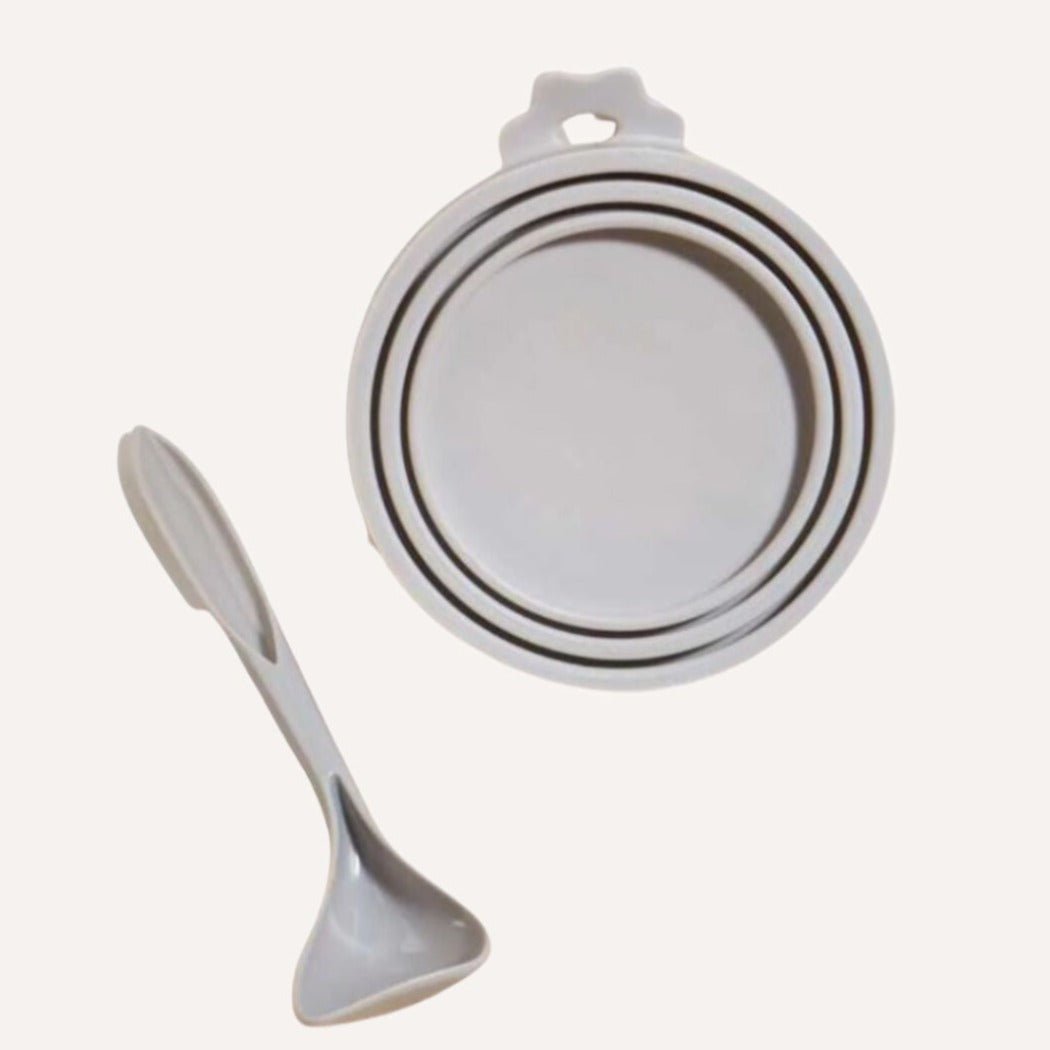 Pet Food Saver Lid with Spoon - BPA-Free Silicone, Keeps Food Fresh Tilley + Me