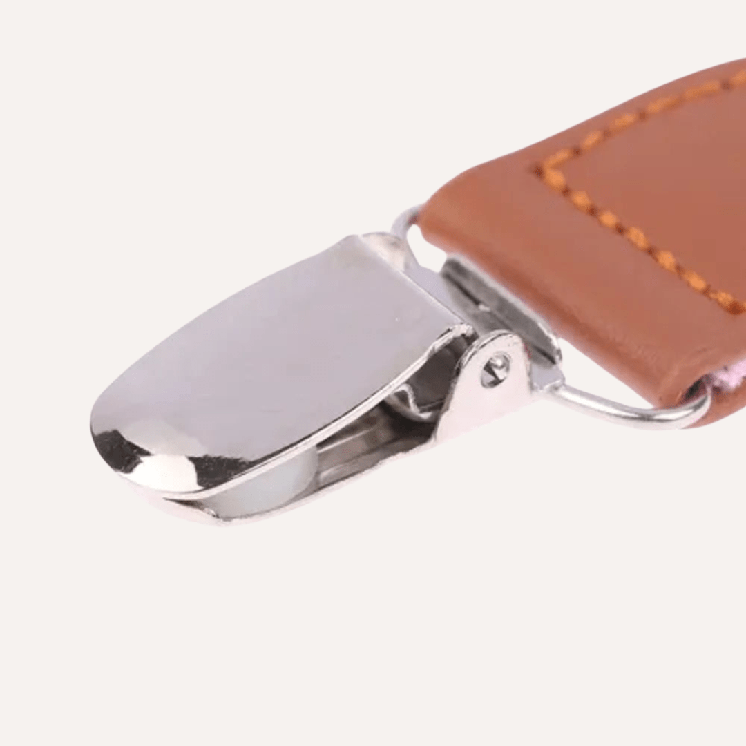 Hat Clip for Bags – Hands-Free Storage for Travel & Daily Use Tilley + Me